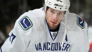 Canucks will be without Ryan Kesler up to 8 weeks because of a right foot injury
