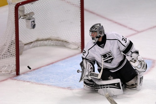 Goaltender Jonathan Quick #32 of the Los Angeles Kings lets in a goal by Michal Handzus #26 of the Chicago Blackhawks Photo Credit: (Jonathan Daniel/Getty Images)