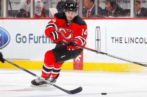 Henrique Inks Six-Year Deal with Devils