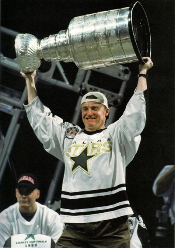 Jere Lehtinen's number retired in Finland. Should Dallas be next