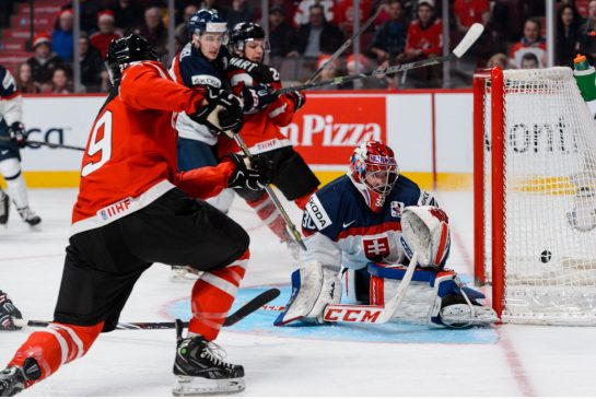 Canada Dominates Slovakia to Open World Junior Championship