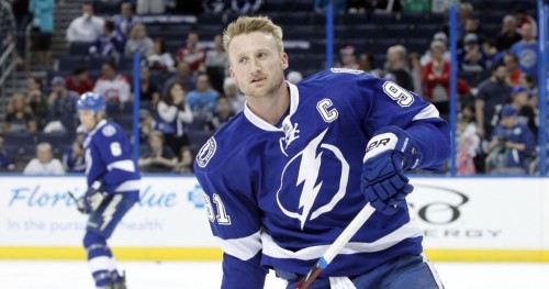 Stammer Time: Stamkos becomes Lightning's scoring leader in win over Leafs