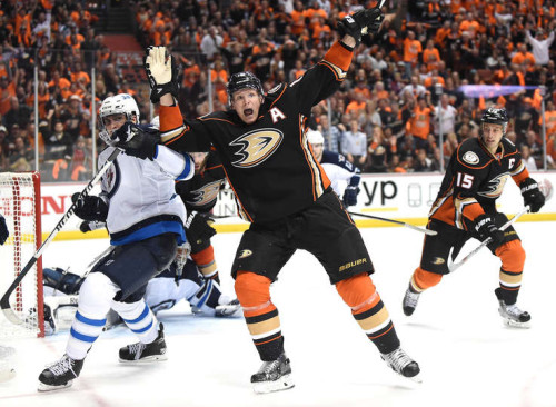 Corey Perry celebrates one of his two Game One goals en route to the victory over Winnipeg. (Harry How – Getty Images)