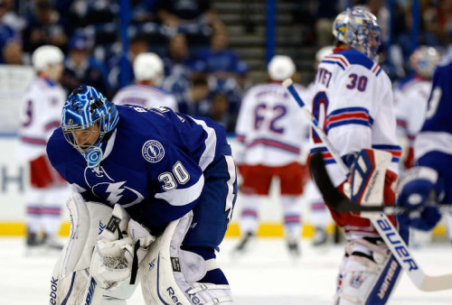 Despite some high-scoring affairs, game seven will come down to the goaltending performances of Tampa’s Ben Bishop and New York’s Henrik Lundqvist. (Mike Carlson – Getty Images)