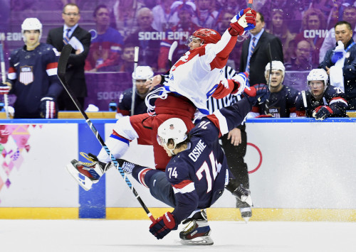 Alexander Ovechkin and TJ Oshie could be linemates in 2015. (AP Photo/The Canadian Press, Nathan Denette)