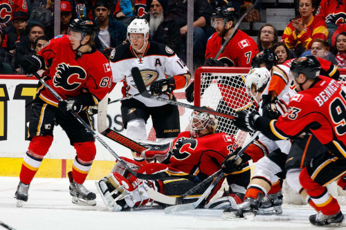 Calgary Flames Continue to Struggle Against Divisional Opponents