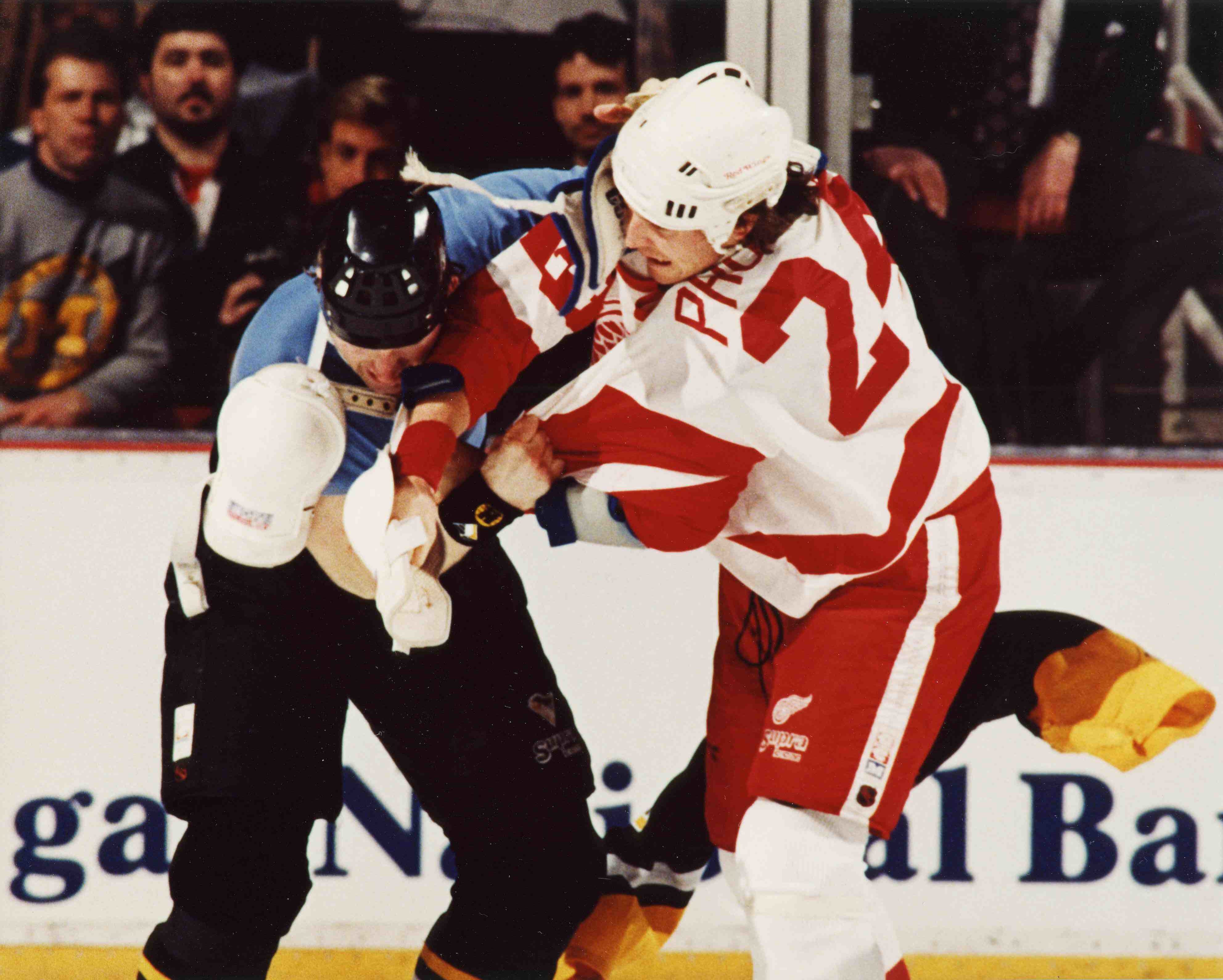 Bob Probert suffered brain trauma from physical ice hockey play