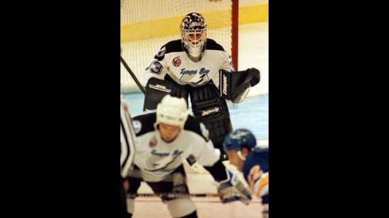 Manon Rheaume, first woman to play NHL period, starts anew with Kings - Los  Angeles Times