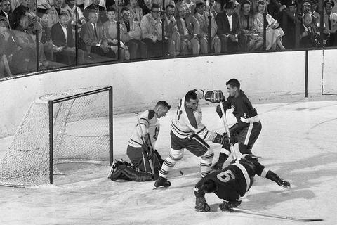 Leafs legend Baun, who scored goal in 1964 Stanley Cup on broken