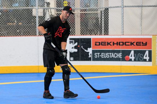 Jonathan Huberdeau will play for Team Canada at the 2022 Ball Hockey World Championships